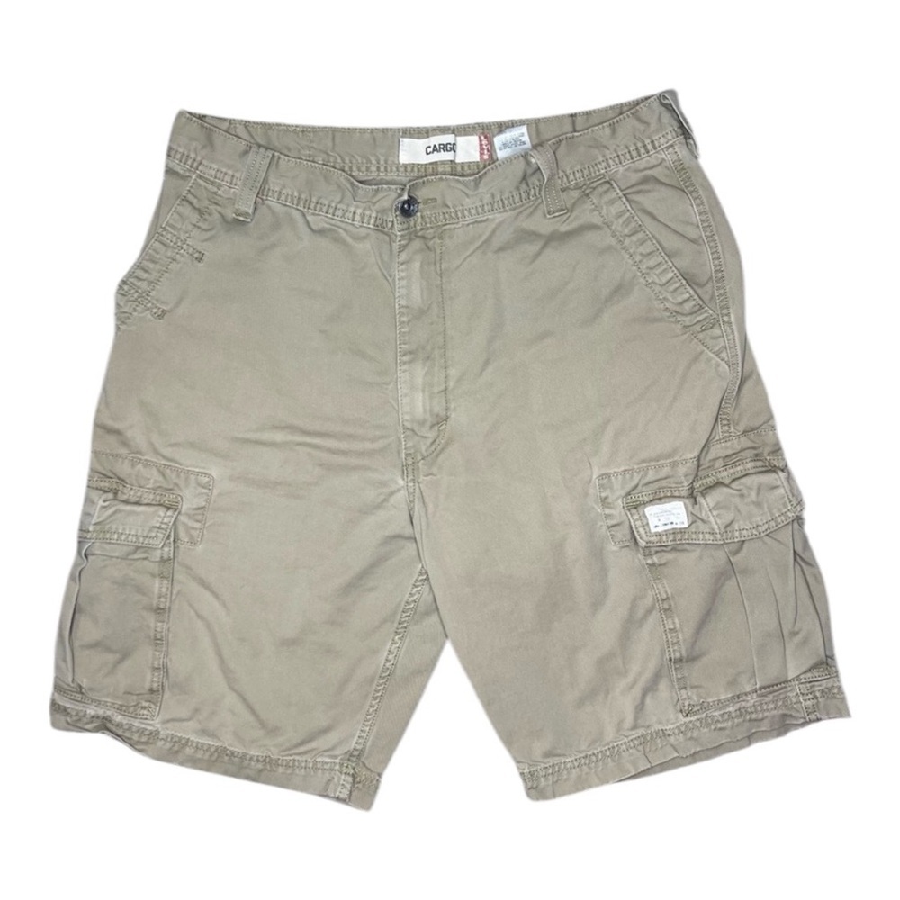 Levi’s cargo shorts